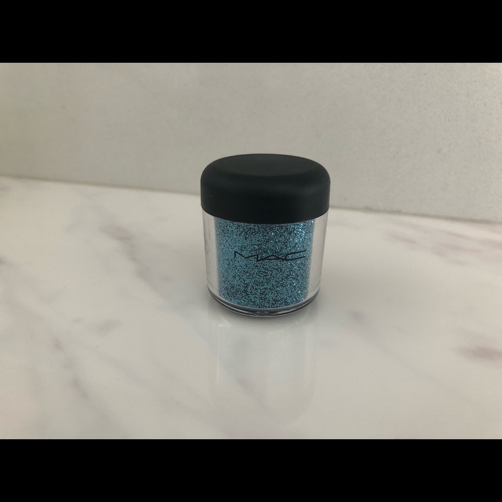 Mac cosmetics glitter